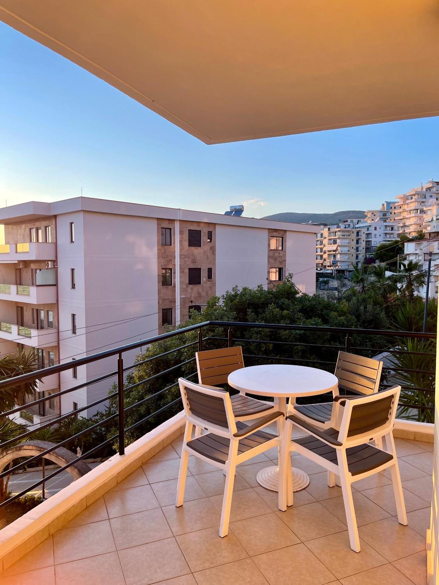 Eleana Apartments Sarandë Exterior foto